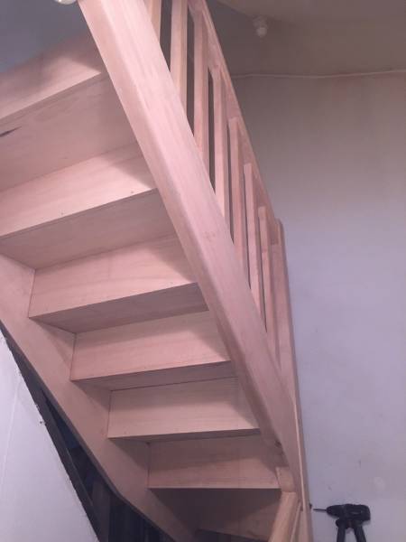 Faire fabriquer sur mesre son escalier par un artisan proche Le Havre 76
