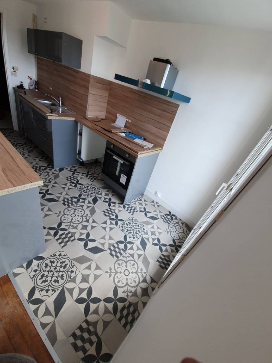 Installer la pose de meubles de cuisine par un artisan proche Saint Romain 76