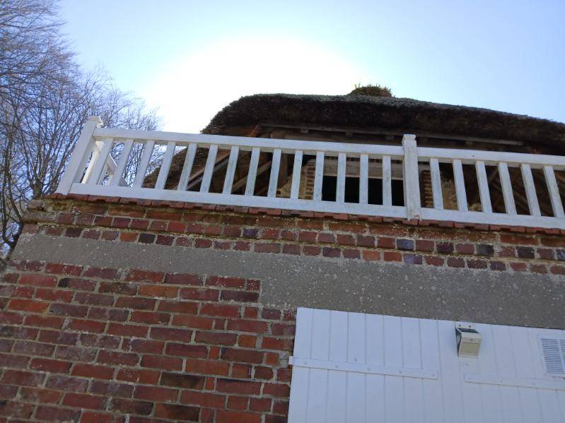 Repeindre sa barrière en bois extérieur près du Havre 76